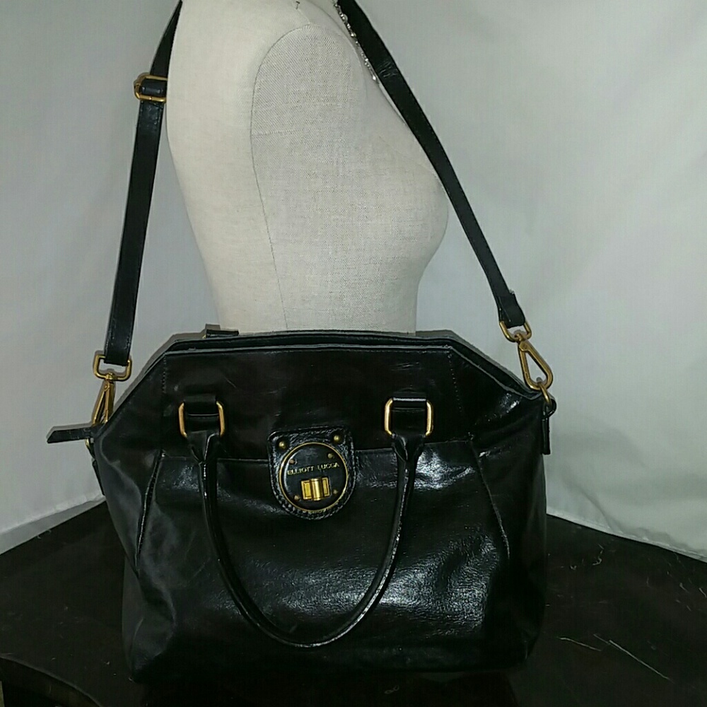 Elliott Lucca Gen Leather Long Strap Turlock Purs